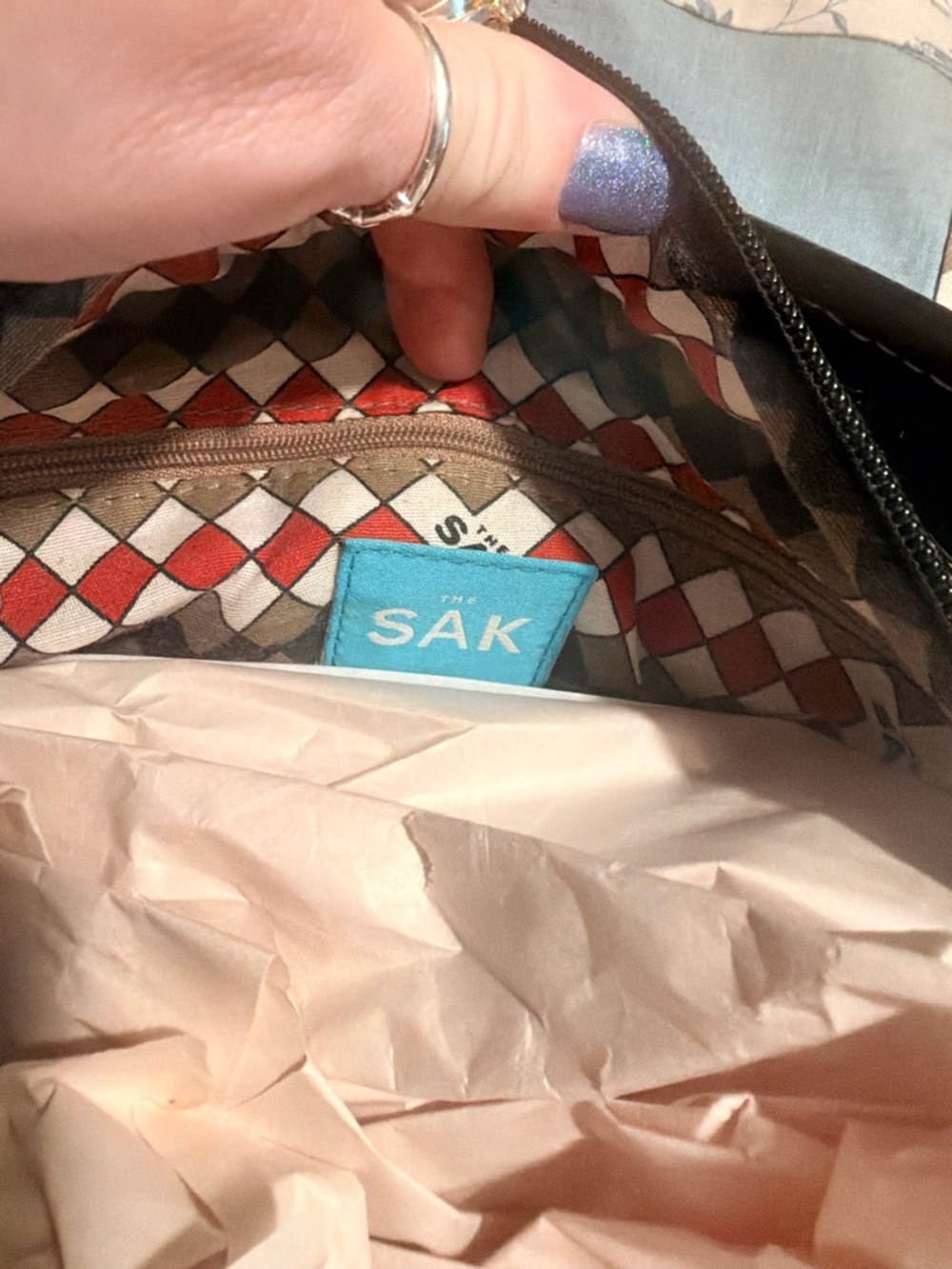 The Sak Black Leather Shoulder Bag with Contrast Stitching. Gorgeous leather! - Picture 3 of 3